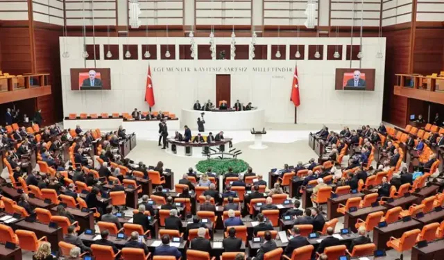 TBMM Genel Kurulu'nda, suça sürüklenen çocuklara ilişkin düzenlemeleri de içeren teklifin 6 maddesi kabul edildi