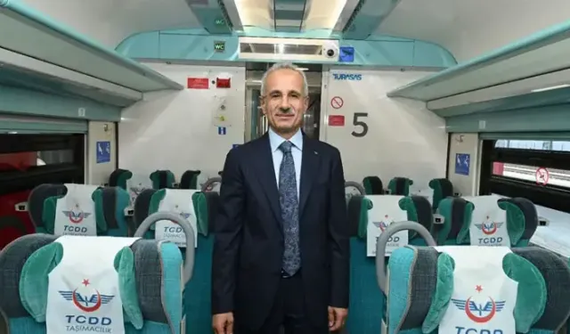 Bakan Uraloğlu: Hızlı trenle bağlanan il sayımızı 27'ye yükseltmeyi hedefliyoruz