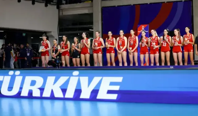 Türkiye U17 Kız Voleybol Milli Takımı, dünya ikincisi