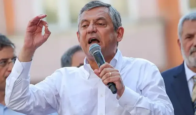 Özgür Özel: Yarının iktidarının genel başkanı olarak karşınızdayım