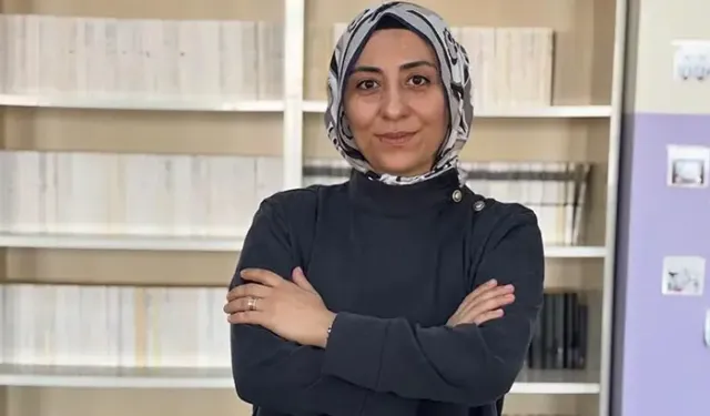 Gülfidan öğretmen, okuluna 5 bin 500 kitaplık modern kütüphane kazandırdı