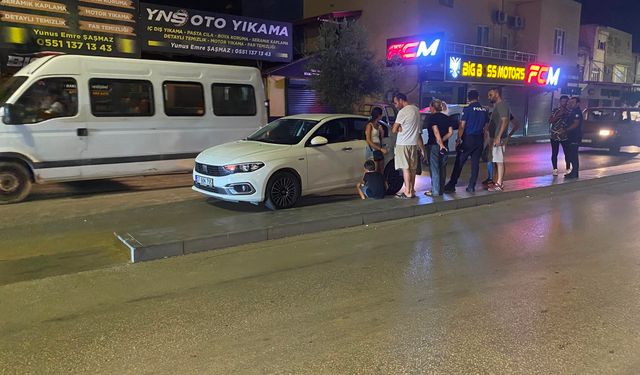 Aniden yola fırlayan çocuk ölümden döndü