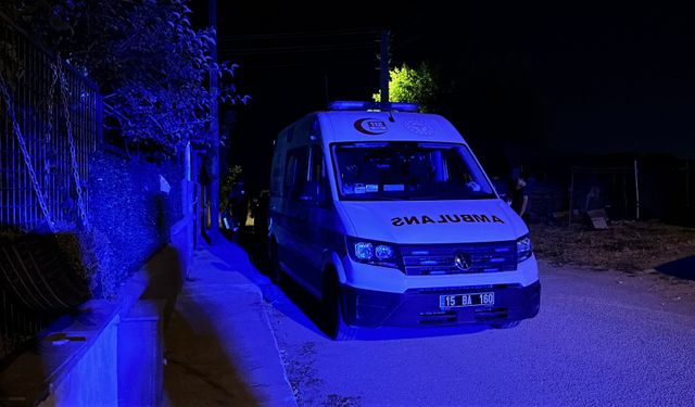 Evinde ölü bulundu