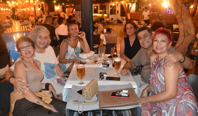Serpil Hayranlarıyla Meyhanet'e