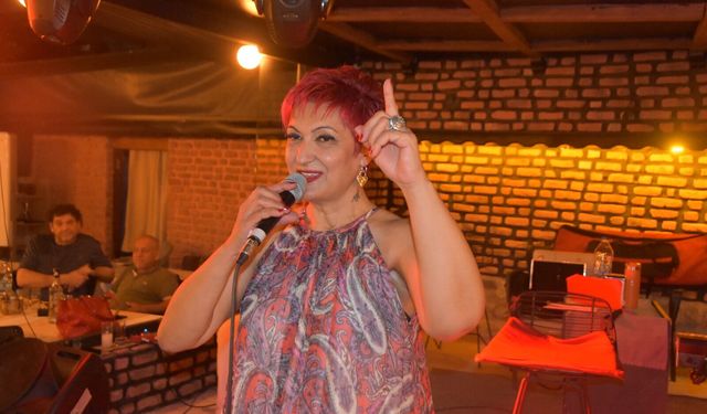 Serpil Doğan Meyhanet'te
