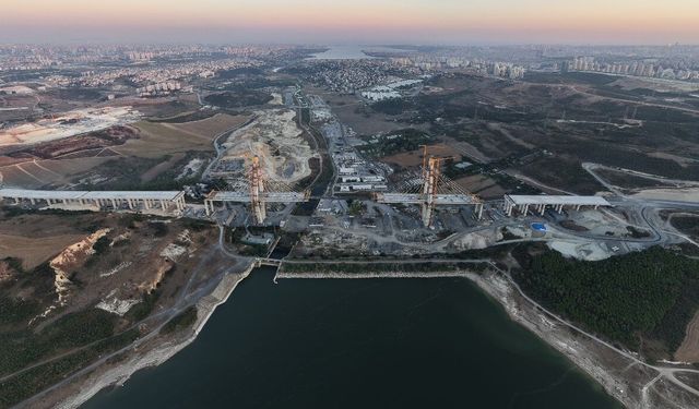Kanal İstanbul’un ilk köprüsünde 250 tonluk dev operasyon