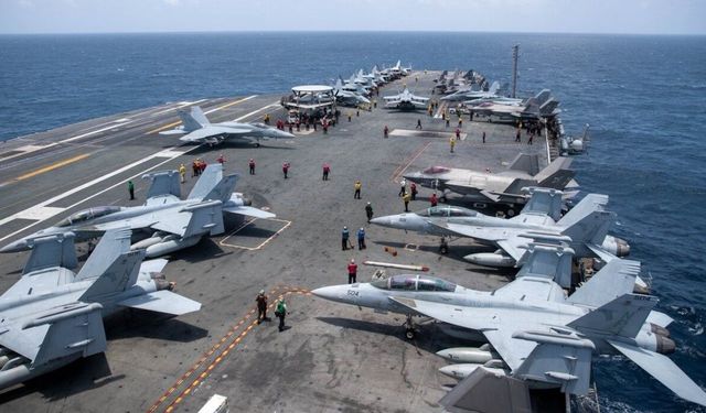 ABD, USS George Washington uçak gemisini Orta Doğu'ya konuşlandırdı