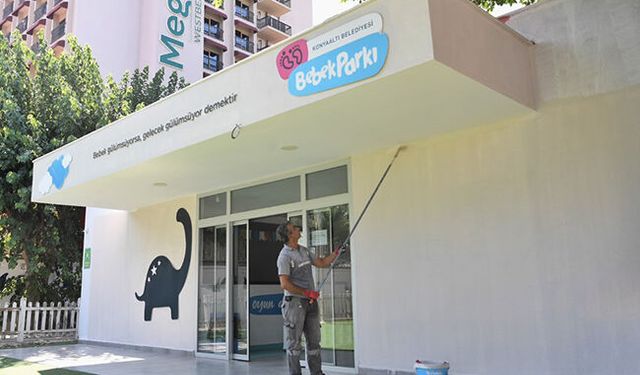 Konyaaltı Bebek Parkı'nda yenileme çalışması