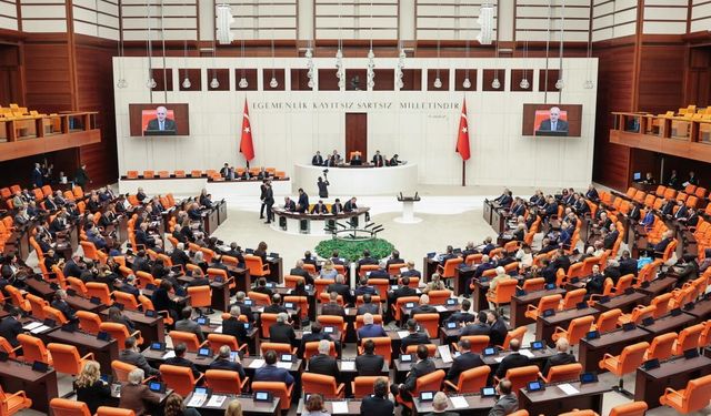 "Terörsüz Türkiye" sürecinde kritik hafta: AK Parti muhalefeti bilgilendirecek