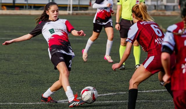 Antalya kadın futbolu gelişim liginde iki takımla temsil edilecek