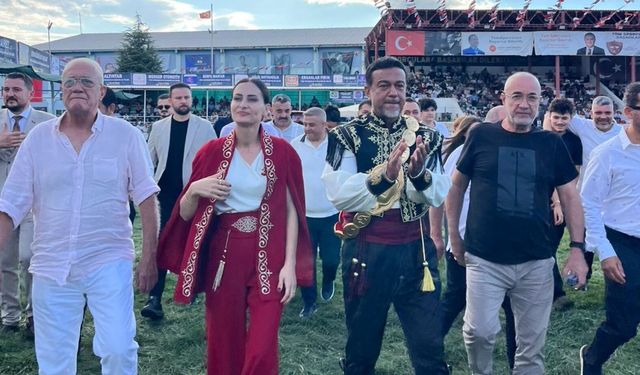 Altın Kiraz Yağlı Pehlivan Güreşleri’nde ağalık bir kez daha Sabri Gülel’in oldu