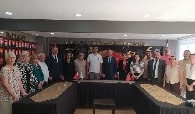Anahtar Parti Antalya İl Başkanlığı’ndan Şehit Yakınları ve Gaziler Derneği'ne ziyaret