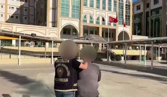 Antalya'da çek dolandırıcısı tutuklandı
