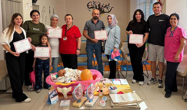 Anne adayları ve ailelerine eğitim