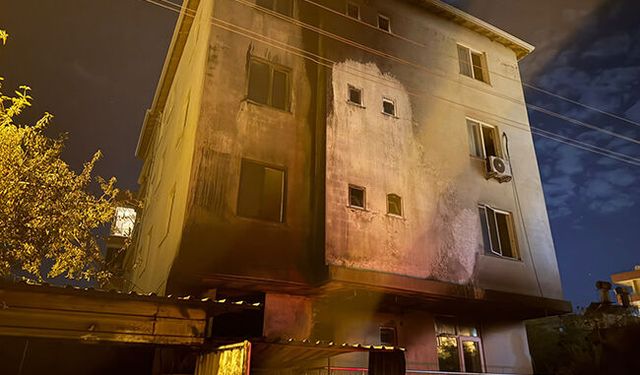 Garajdaki yangın binaya sıçradı