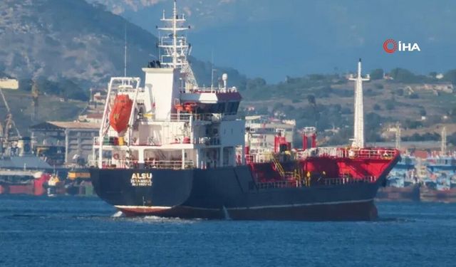 Silivri açıklarında çarpışan iki gemi kaptanının telsiz kayıtları ortaya çıktı: "Alsu, iskeleye kır"