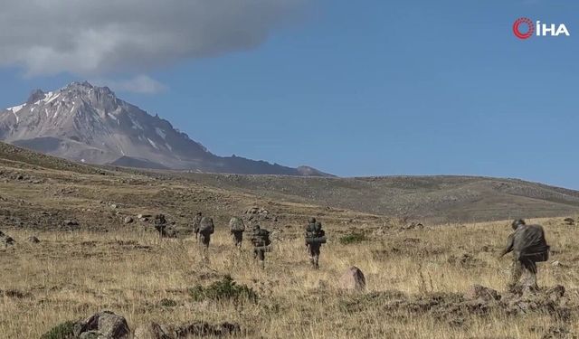 Türk ve Somalili komandolardan Erciyes Dağı’nda ortak eğitim