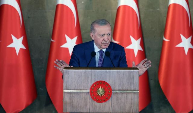 Erdoğan: En utanç verici kitap katliamları darbe dönemlerinde yaşandı