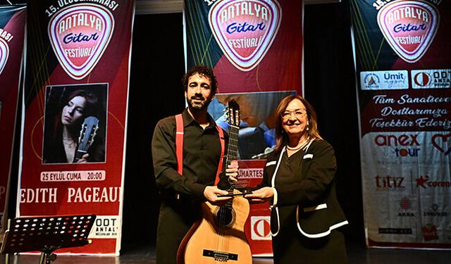 Uluslararası Antalya Gitar Festivali kapılarını açtı