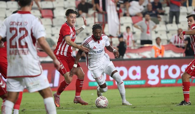 Antalyaspor, Sivasspor'a 2-1 kaybetti