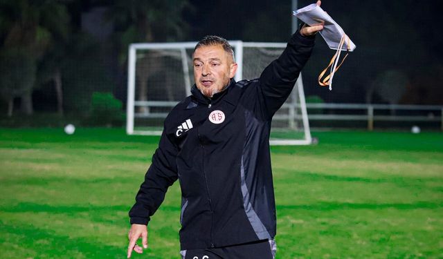 Kepezspor’un yeni teknik direktörü Cihat Güller oldu!