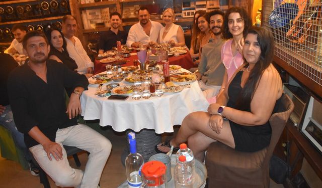 İnkilap'ta kutladılar