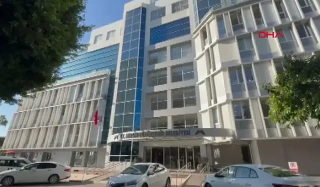 Mersin'de Büyükşehir ve 2 ilçe belediyesine operasyon; Vahap Seçer dahil, 59 gözaltı