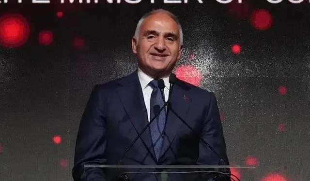 Bakan Ersoy: Yılın ilk 9 ayında 51 milyar 278 milyon dolar turizm geliri elde edildi