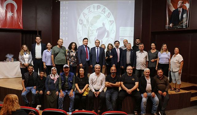 AÜ'de kanser farkındalığı semineri