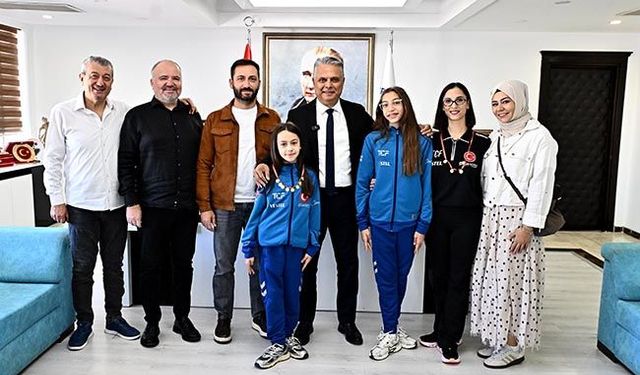 Şahin kardeşler Muratpaşa'nın gururu oldu