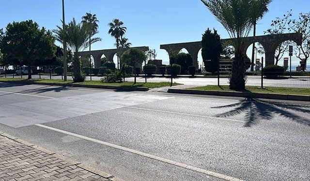 Alanya'da yayaya çarpan motosikletli hayatını kaybetti