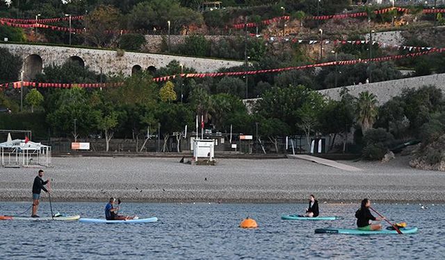 Konyaaltı Sahili'nde Deniz Polisi'nden SUP denetimi