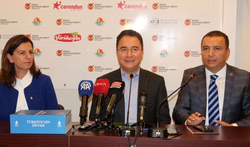Ali Babacan: Ülkede sorunlar sadece büyüyor