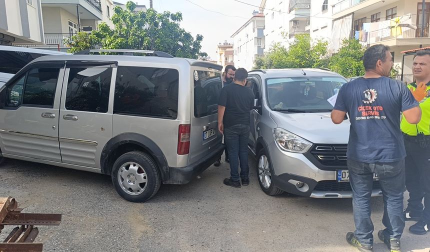 Ticari araç ile otomobil çarpıştı: 1 yaralı