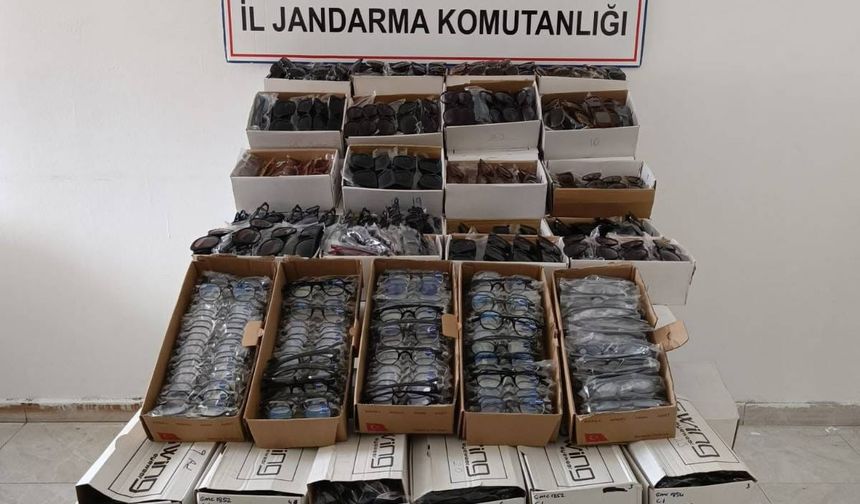Binlerce kaçak gözlük ele geçirildi