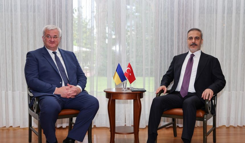 Bakan Fidan, Ukraynalı mevkidaşı ile buluştu