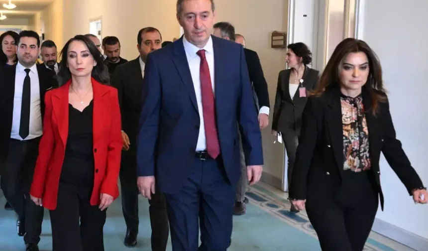 DEM heyeti, siyasi partiler turuna başladı! İlk ziyaret DEVA'ya