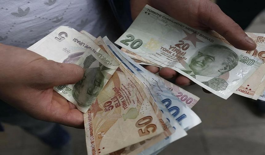 Emeklinin beklediği gün geldi: İşte zam sonrası yeni en düşük maaşlar