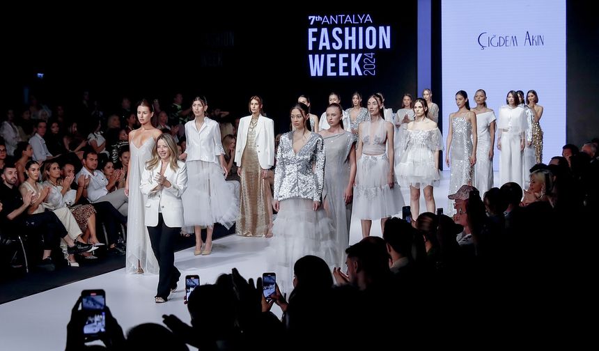 Küresel moda Antalya sahnesinde