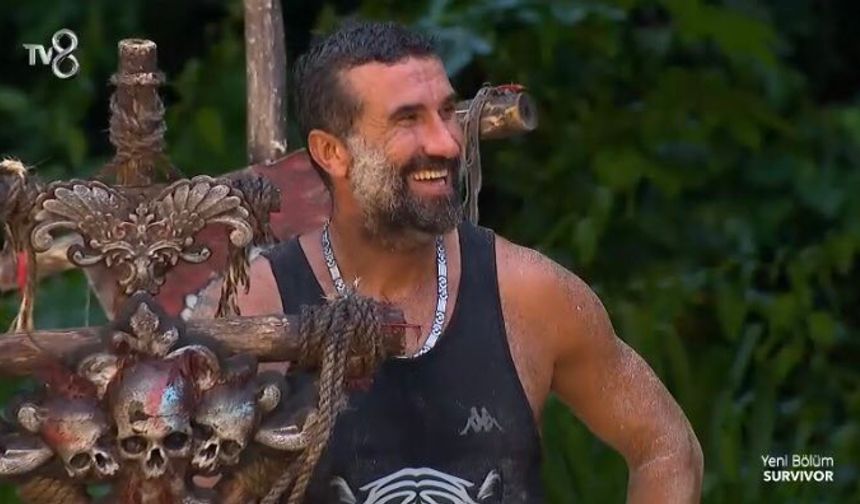 Survivor'da Şok Ayrılık! Hikmet Tuğsuz Neden Aniden Yarışmadan Çekildi?