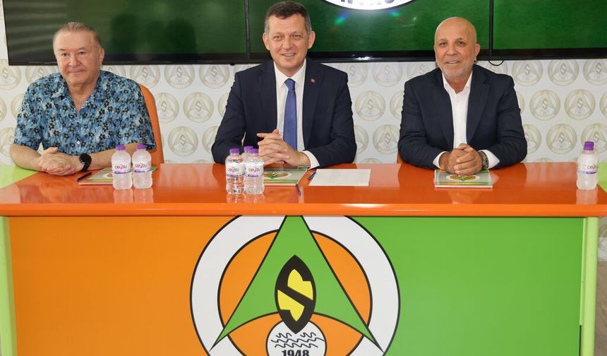 'Alanyaspor her zaman sporun kalbinde'