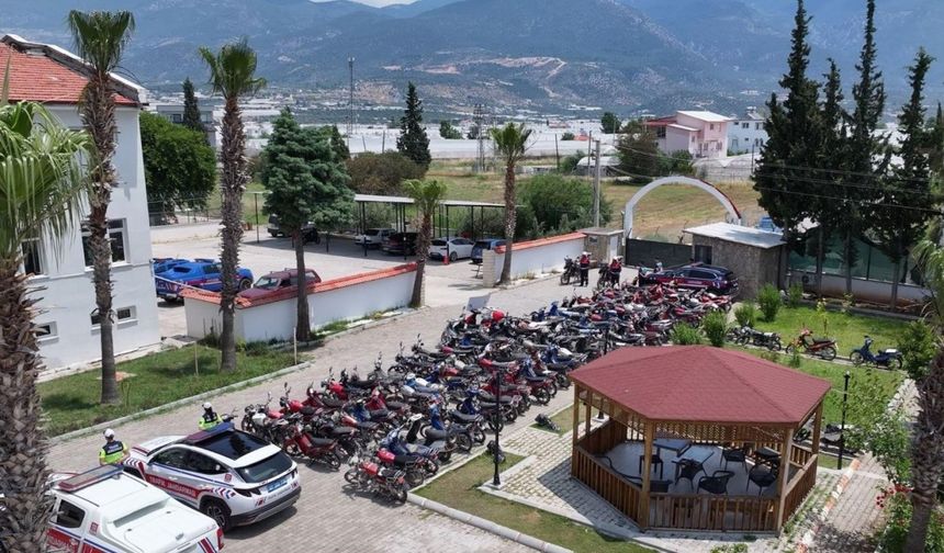 Kaş’ta motosiklet denetimi: 145 araç trafikten men edildi