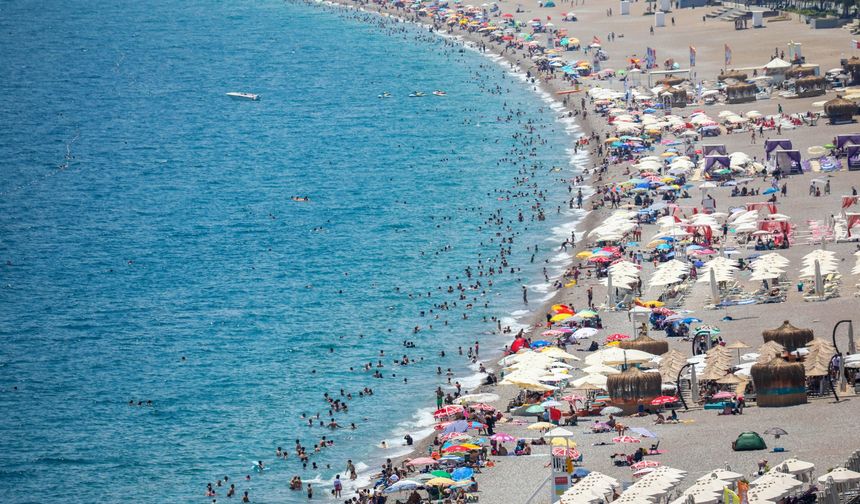 Antalya turizmi 4 milyonu aştı