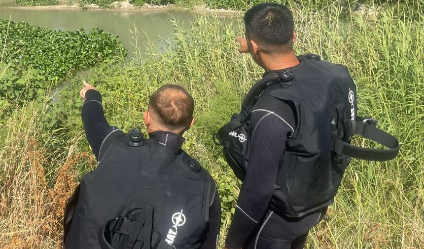 Sınırı yüzerek geçmek isteyen çocuk hayatını kaybetti
