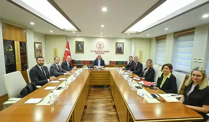 Bakan Ersoy'dan GoTürkiye paylaşımı