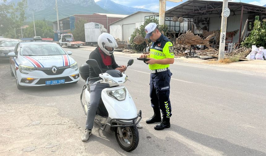 Antalya'da jandarmadan şok motosiklet denetimi