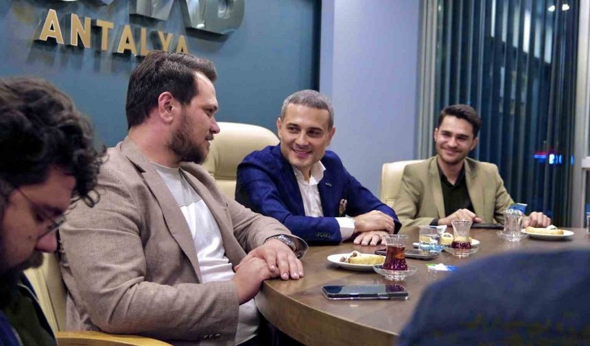 MÜSİAD Antalya Başkanı Akgül, ihracat tecrübelerini gençlerle paylaştı