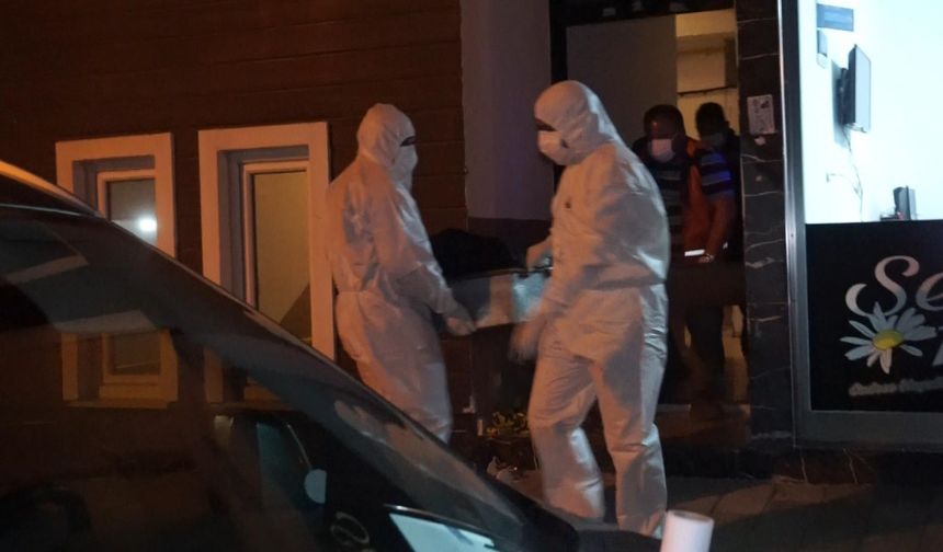 Evinde ölü bulundu