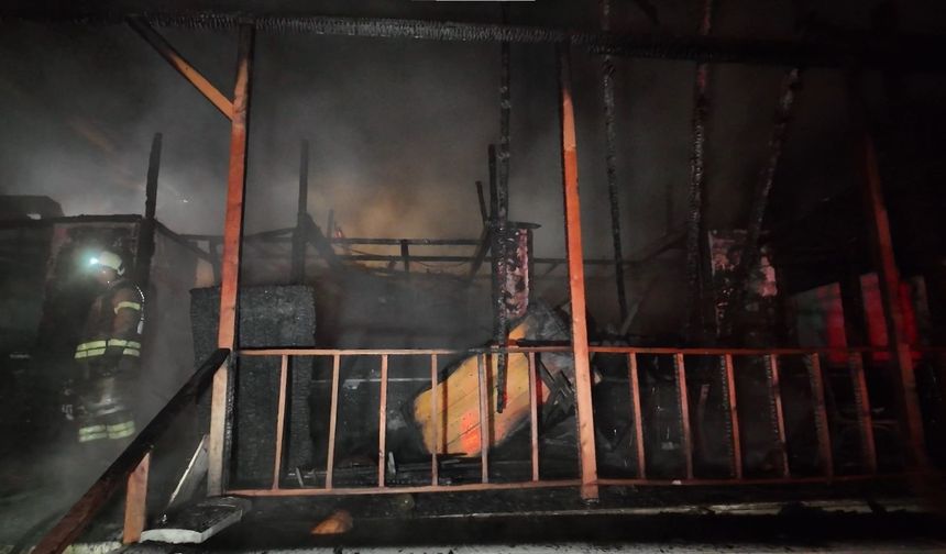 Beykoz'da restoran küle döndü!