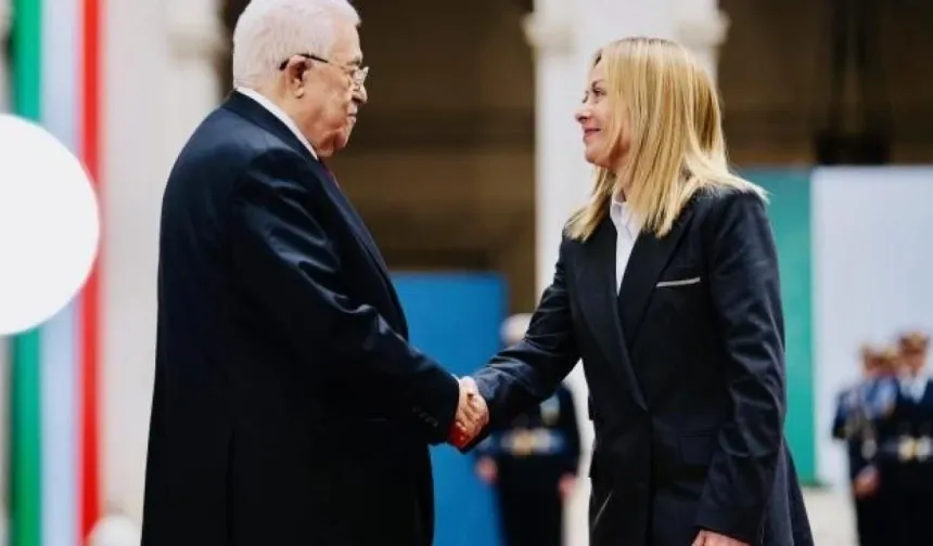 İtalya Başbakanı Meloni, Roma'da Filistin Devlet Başkanı Abbas ile görüştü